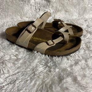 White Birkenstock’s